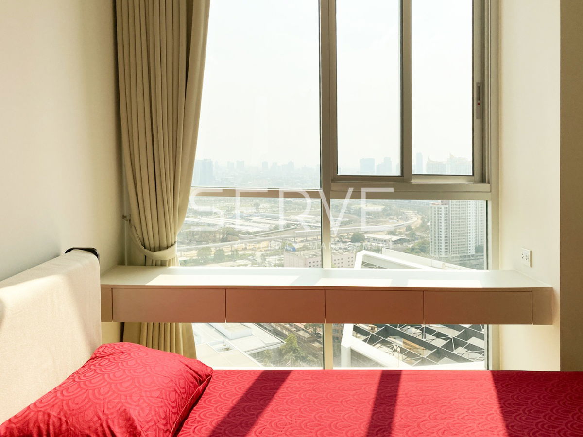 picture 1 Bed Super High Fl 30+ City View Nice Room Good Location Next to MRT Thailand Cultural Centre @ Noble Revolve Ratchada 2 - 7/10