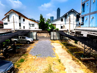 ที่ดิน อาคารอิตัลไทย ทาวเวอร์  : ขายที่ดินสุขุมวิท ทองหล่อ ทำเลดี 