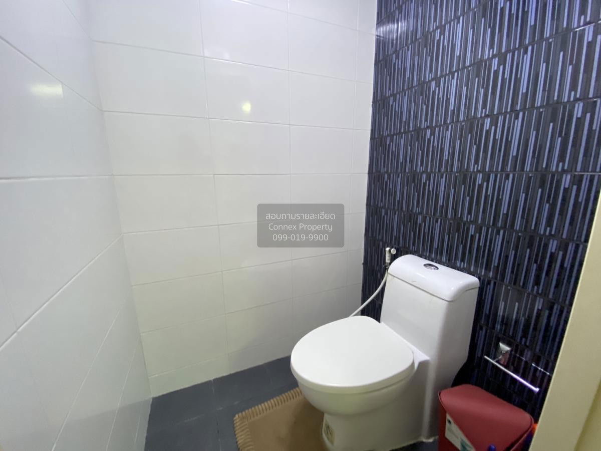 picture For Rent Condo , The Trust Condo Ngamwongwan , MRT-Nonthaburi Civic Center , Talat Bang Khen , Don Mueang , Nonthaburi , CX-82652 ✅ Live chat with us ADD LINE @connexproperty ✅ - 7/8