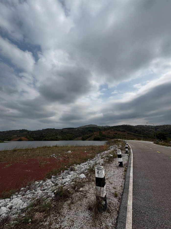 รูป ขายที่ดิน 8 ไร่ ต.โคกงาม อ.ด่านซ้าย จ.เลย ใกล้กับอ่างเก็บน้ำห้วยดอกขายที่ดินวิวภูเรือ ทำเลทอง ติดถนนใหญ่ เหมาะลงทุน รีสอร์ท–โซลาร์เซลล์ - รูปที่ 16/23