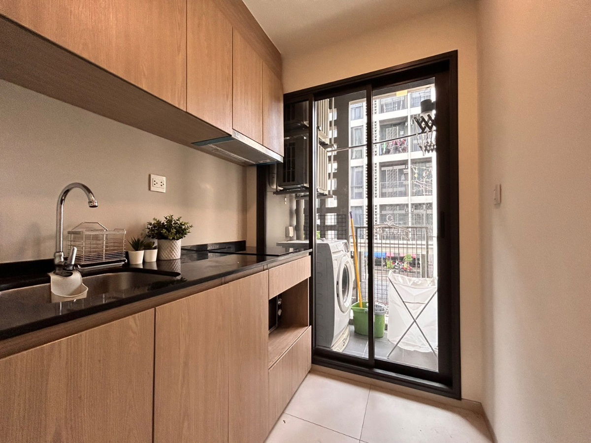 picture For rent: Condo Chambers Onnut Station - 3/10