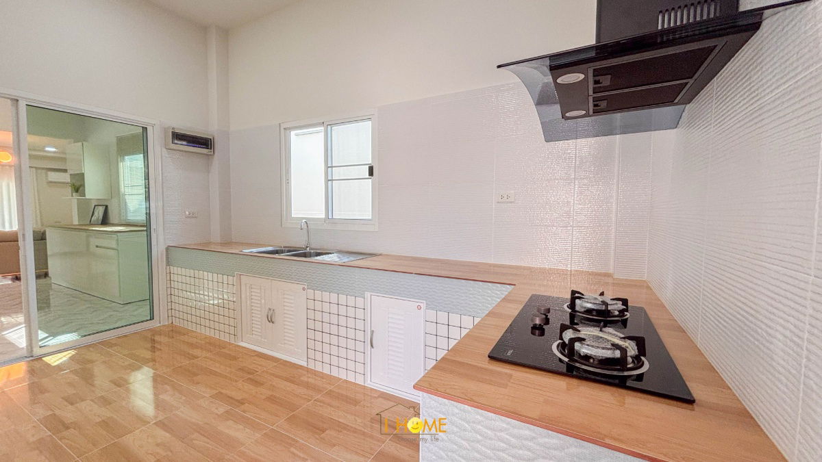 picture Single-storey detached house for sale  3 bedrooms 2 bathrooms and 2 parkings. - 18/36