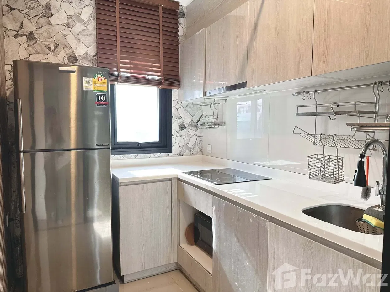 รูป คอนโดให้เช่า 2 ห้องนอน ในโครงการ ไลฟ์ อโศก 5904613 - รูปที่ 4/9