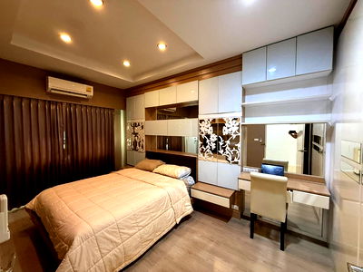 เช่าทาวน์โฮม เขตสวนหลวง : code : E81 ให้เช่าบ้านทาวน์โฮม กลางเมือง สุขุมวิท 77 (Baan Klang Muang Sukhumvit 77) | บ้านหลังใหญ่ 3 ชั้น ใกล้ BTS อ่อนนุช เพียง 1.9 กม.