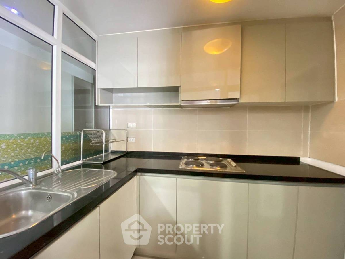 picture 2-BR Condo at Belle Grand Rama 9 near MRT Phra Ram 9 (ID 2464623) - 4/8