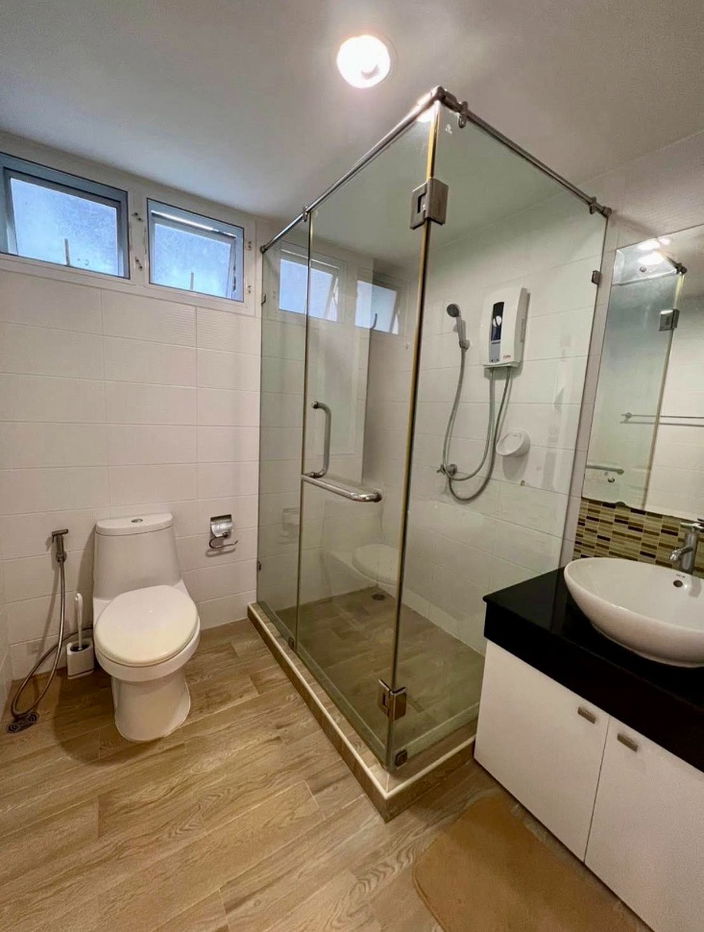 picture code : E98 The Aree Condominium - 8/12