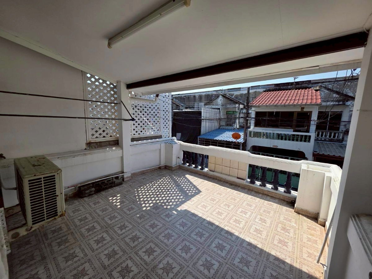 picture For Sale  Townhouse Near BTS Bang Chak (2.5 km), Sukhumvit 93 – Soi Phung Mi 50 - 3/13