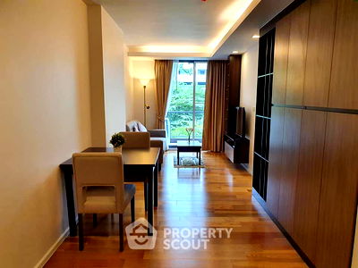 Condos for sale : 1-BR Condo at Focus Ploenchit near BTS Nana (ID 512747)