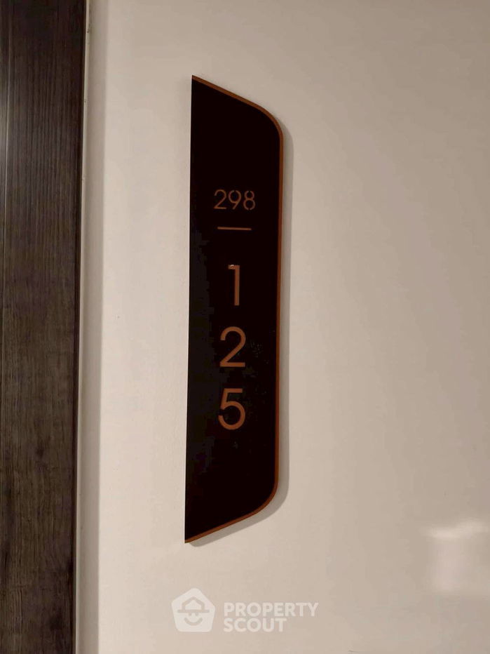 picture 1-BR Condo at XT Huaikhwang near MRT Huai Khwang (ID 2445931) - 10/10