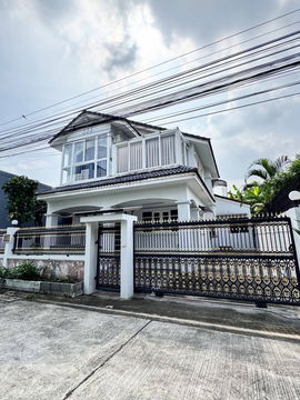Home For Rent Ladprao-Wanghin 18, 3 Bedrooms 3 Bathroom Ready to Move Line ID : @hatcheryAgent 