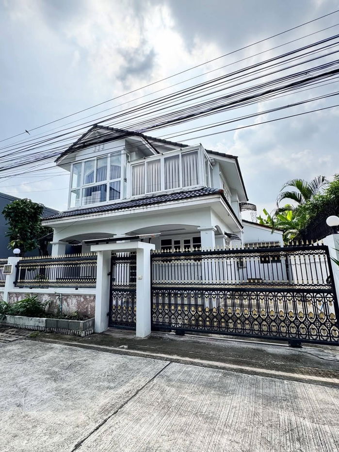 picture Home For Rent Ladprao-Wanghin 18, 3 Bedrooms 3 Bathroom Ready to Move Line ID : @hatcheryAgent  - 1/20