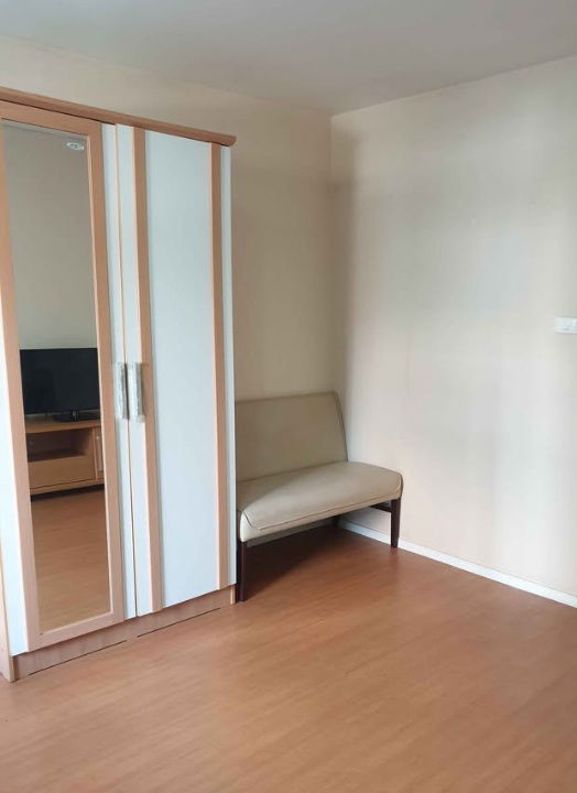 รูป ให้เช่าคอนโด ลุมพินี ทาวน์ชิป รังสิต-คลอง1 ตึกA1 ห้อง 21.5 ตร.ม.เฟอร์ครบ พร้อมอยู่ได้เลย (TR1217) - รูปที่ 5/7