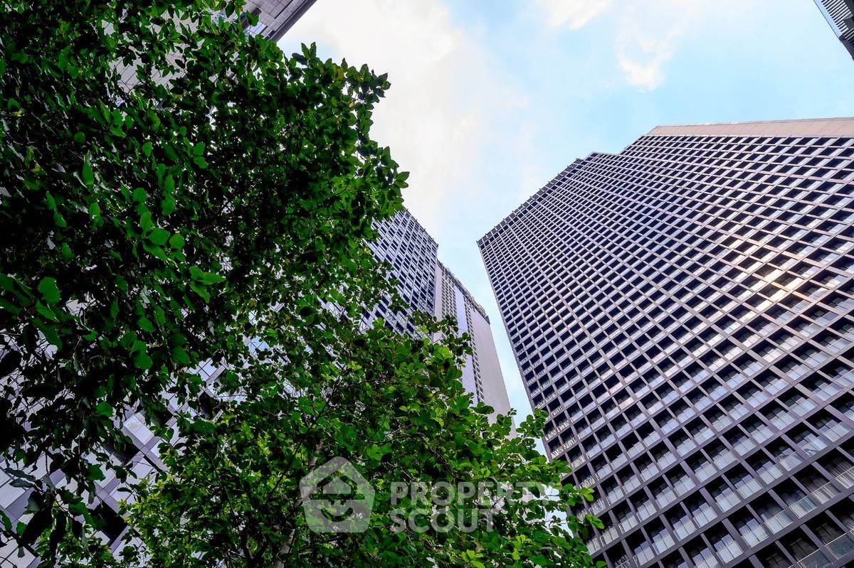 picture 1-BR Condo at Noble Ploenchit near BTS Phloen Chit (ID 2454409) - 11/30