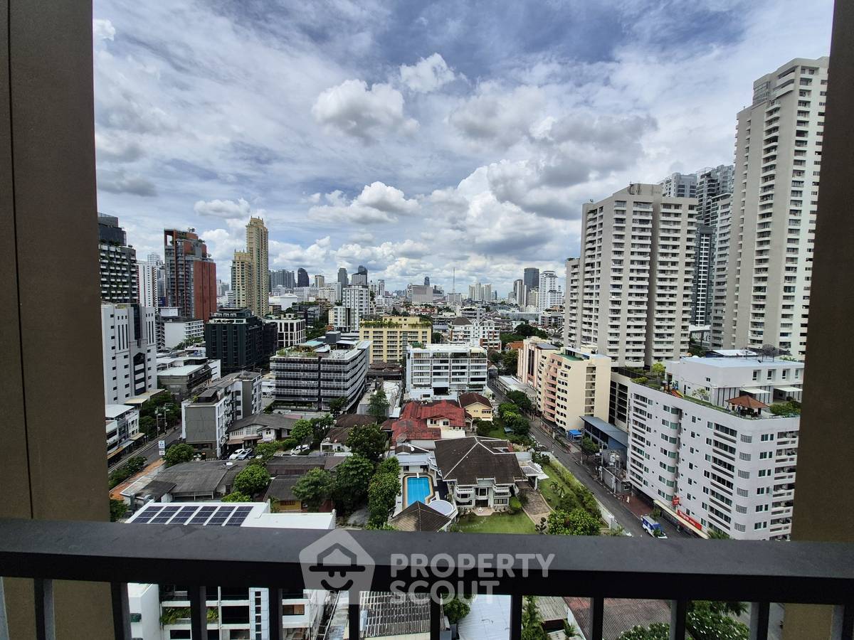 picture 2-BR Condo at Noble Around Sukhumvit 33 near BTS Phrom Phong (ID 2304290) - 7/16