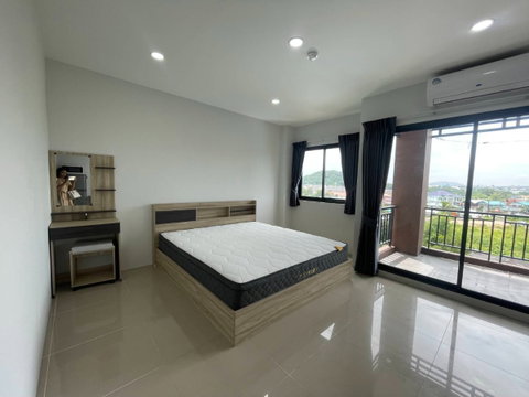Please add me on Line only // 💞Golden Condo, Sahapat Group, Building A, 1st floor, with tenant