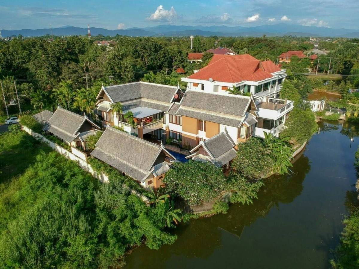 picture Luxury Pool Villa for Sale Flora Ville Project, Doi Saket – Chiang Mai - 1/26