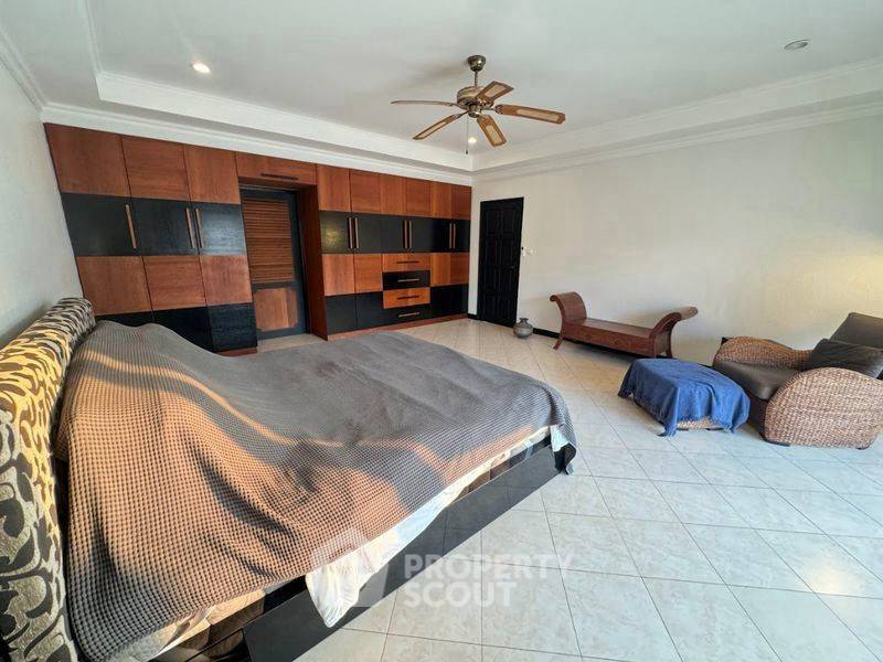 รูป คอนโด 1-ห้องนอน ที่ วิวทะเล เรสซิเดนซ์ 4 จอมเทียน ใกล้ หาดจอมเทียน (ID 2464648) - รูปที่ 5/10