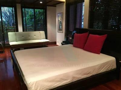 picture For Rent Condo SUPREME RESIDENCE Building 1, Floor 2,3 bed room, Room size 389 sqm - 1/8