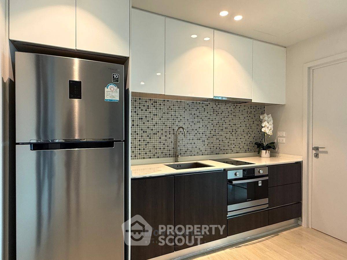 รูป คอนโด 1-ห้องนอน ที่ เดอะ รูม สุขุมวิท 21 ใกล้ MRT สุขุมวิท (ID 2190778) - รูปที่ 6/24