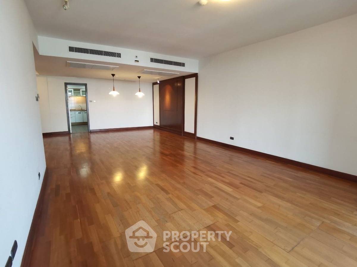 รูป คอนโด 2-ห้องนอน ที่ ออลซีซั่น แมนชั่น คอนโดมิเนียม ใกล้ BTS เพลินจิต (ID 1938308) - รูปที่ 1/18