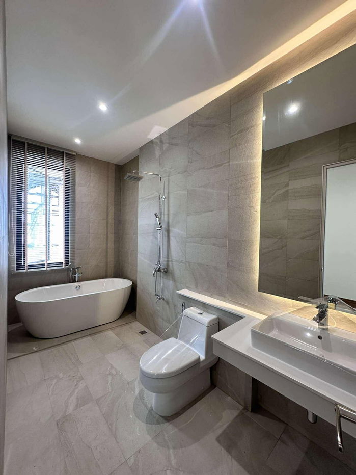 รูป บ้านสร้างใหม่ ในชุมชน ใกล้แยกแม่เหียะ ไปสนามบินเชียงใหม่เพียง 10 นาที เท่านั้น - รูปที่ 6/8