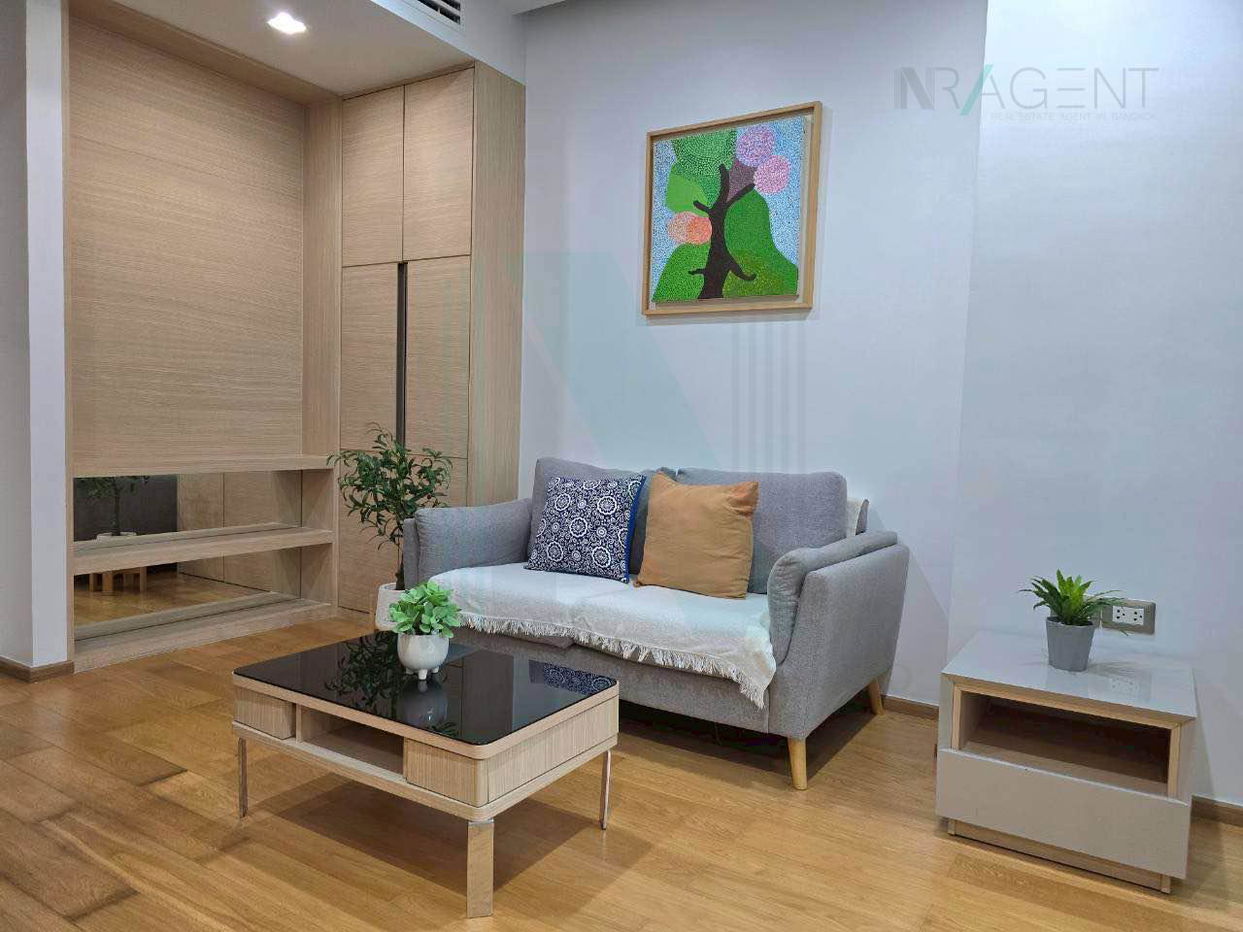 picture For Rent Condo THE ADDRESS ASOKE Building 1, Floor 35,1 bed room, Room size 47 sqm - 1/8