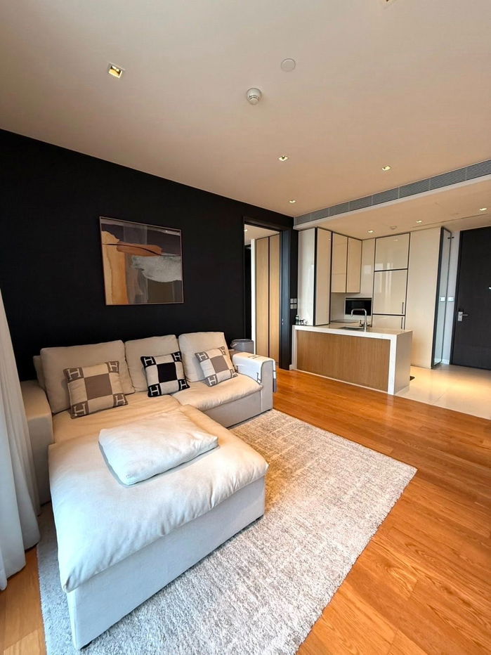 picture Beatniq - 1 bed Available Now! - 3/11