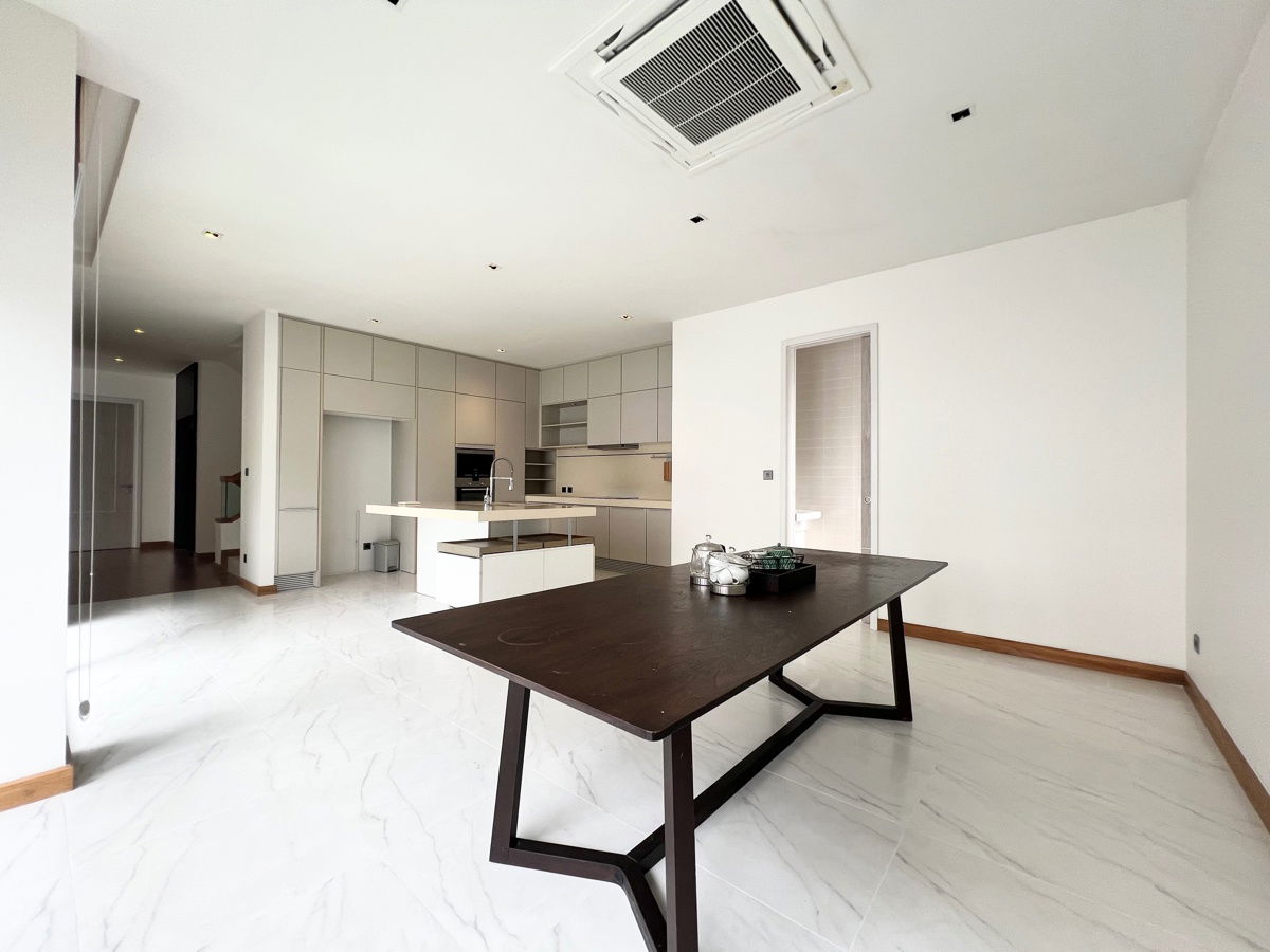 รูป ✅Single House for Rent Parc Priva 5 bedrooms with private lift near Central Rama9 Fully furnished - รูปที่ 14/20