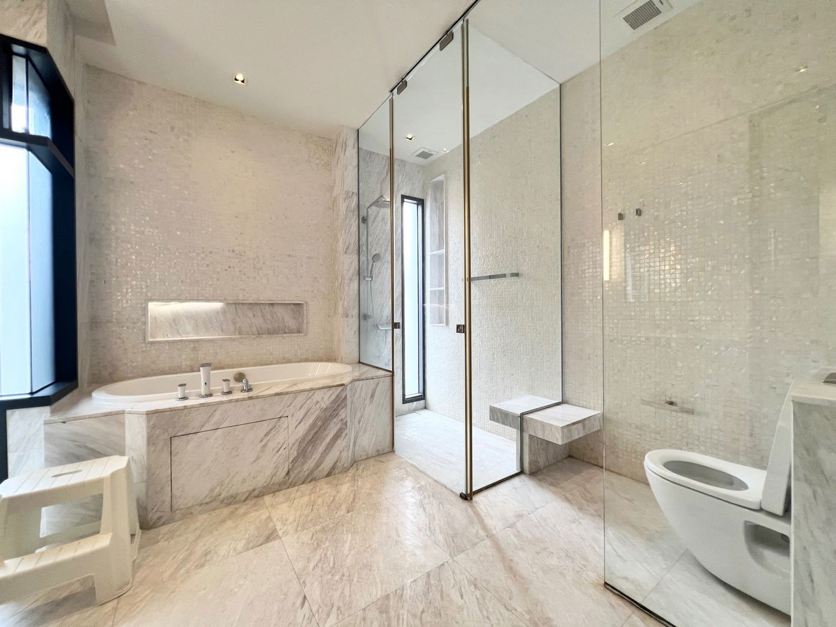 รูป ✅Single House for Rent Parc Priva 5 bedrooms with private lift near Central Rama9 Fully furnished - รูปที่ 7/20