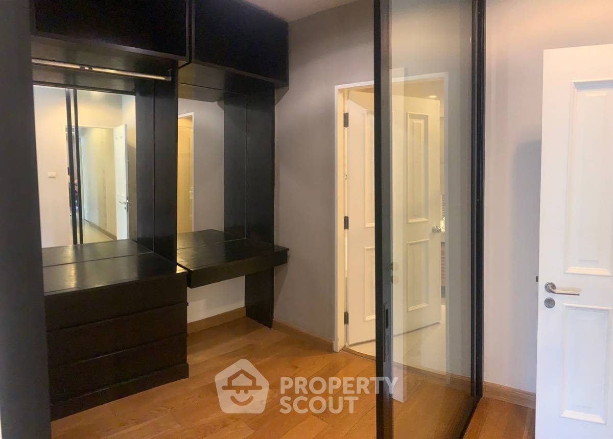 picture 2-BR Condo at The Rise Sukhumvit 39 near BTS Phrom Phong (ID 2465753) - 11/13