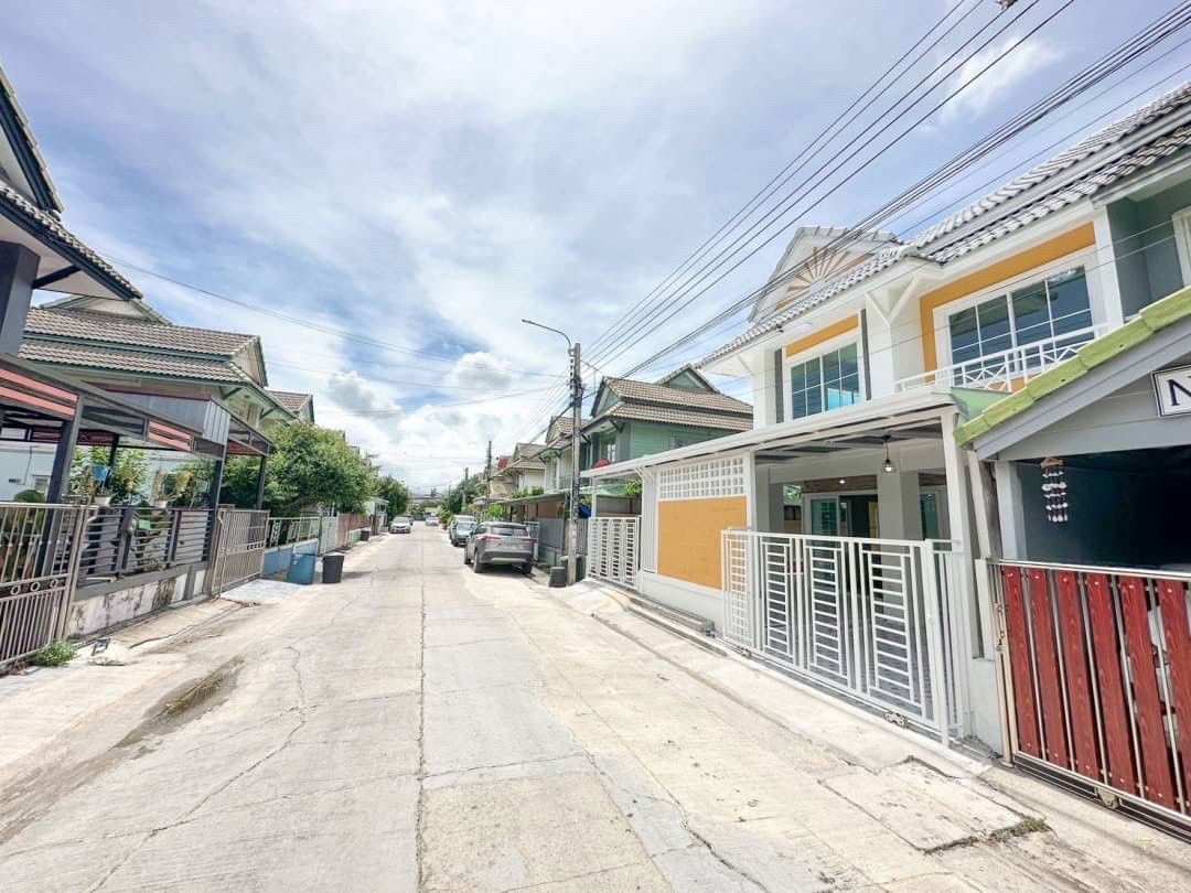 รูป ฟรีโอน! บ้านแฝด 2 ชั้น พฤกษา 19 วัดลาดปลาดุก | 4 นอน 35 ตร.วา ครัวใหญ่ | 2.89 ลบ. - รูปที่ 17/19