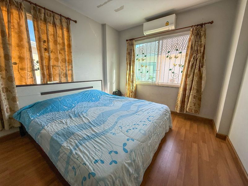 picture Second-hand detached house for sale, Country Home Lake and Park Village, Sriracha, Chonburi - 8/20