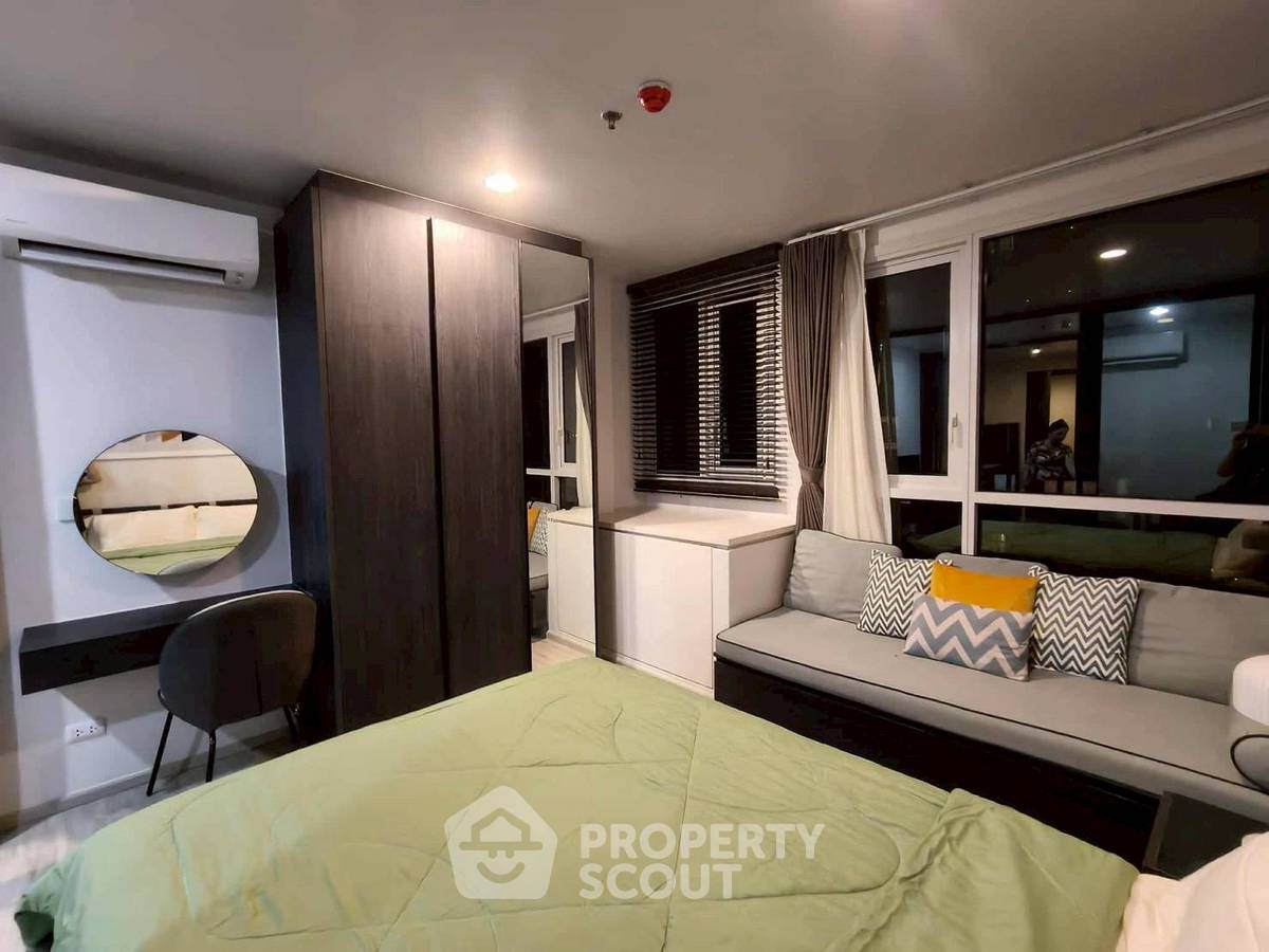 picture 1-BR Condo at XT Huaikhwang near MRT Huai Khwang (ID 2445931) - 5/10