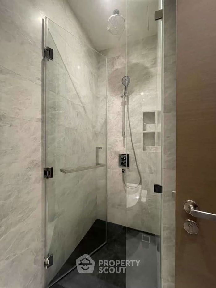 picture 1-BR Condo at 28 Chidlom near BTS Chit Lom (ID 2463657) - 10/14