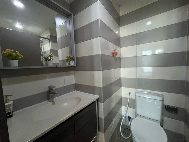 รูป C6418 ให้เช่า  :  คอนโด  ซีล บาย แสนสิริ ( BTS เอกมัย ) 064 665 4666 - รูปที่ 8/9