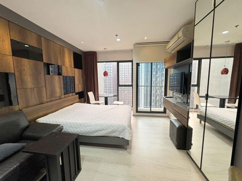 🍀Condo For Rent Rhythm Asoke 1 Near MRT Rama 9 Rental fee 14000-