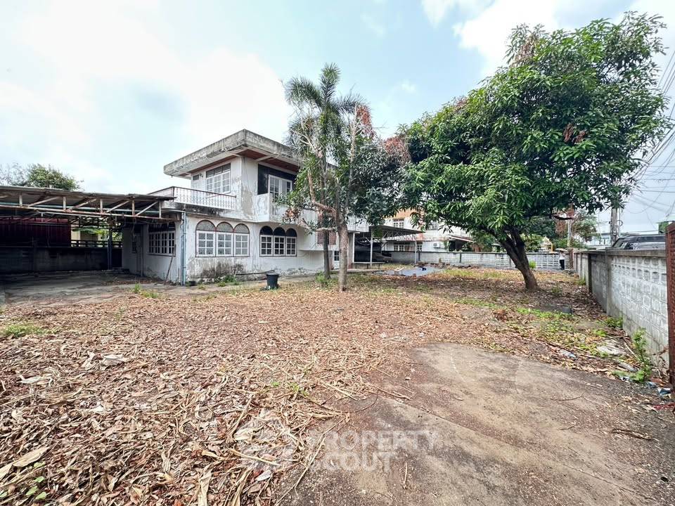 รูป ที่ดินสำหรับปล่อยขาย 856 ตารางเมตร แถว ใน สะพานสอง (ID 2462747) - รูปที่ 1/4