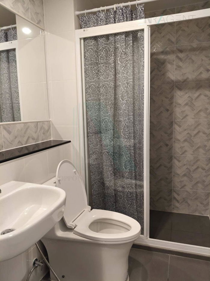 picture For Rent Condo REGENT HOME BANGNA Building A, Floor 24,1 bed room, Room size 28 sqm - 8/8