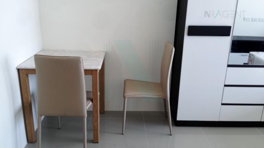 รูป ให้เช่าคอนโด อัสสกาญจน์เพลส ศรีนครินทร์ อาคาร 1 ชั้น 15 สตูดิโอ ขนาด 30 ตรม ใกล้ เทสโก้ โลตัส พัฒนาการ - รูปที่ 5/8