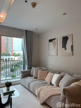 Newly renovated 2 br unit at Siri at Sukhumvit 5913614