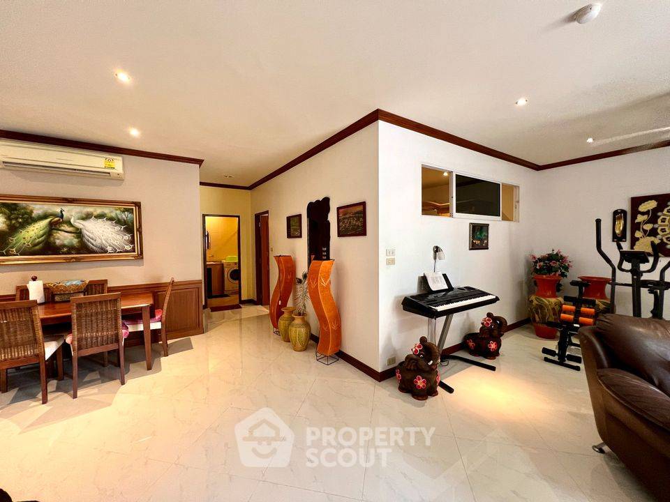 picture 2-BR Condo at Nordic Residence close to Phratamnak (ID 996418) - 5/9