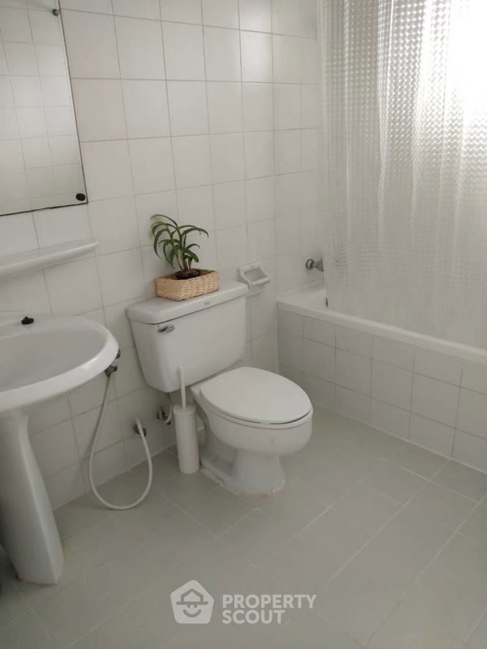 picture 2-BR Condo at Waterford Park Rama 4 near BTS Phra Khanong (ID 515201) - 9/11