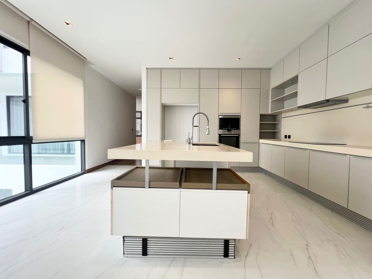 รูป ✅Single House for Rent Parc Priva 5 bedrooms with private lift near Central Rama9 Fully furnished - รูปที่ 16/20