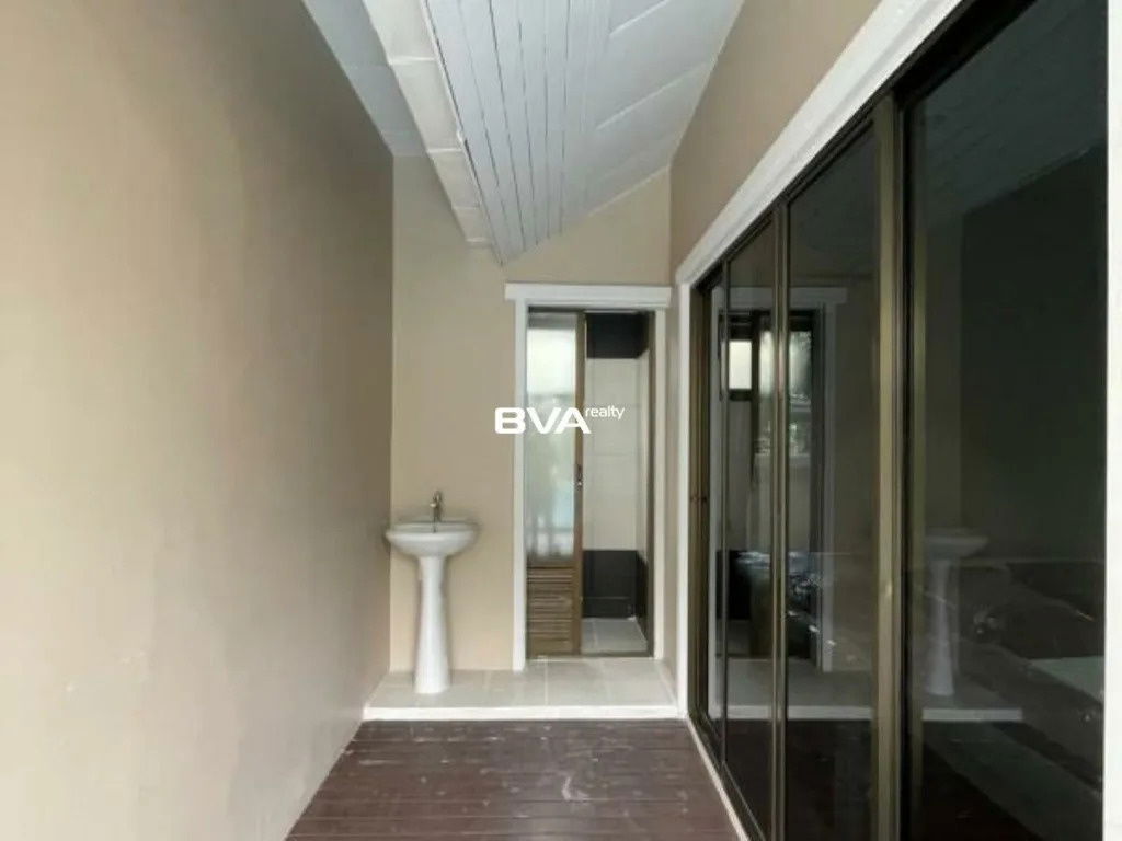 picture Pool Villa For Rent Pattaya Siam Place Village East Pattaya 3 bedrooms 3 bathroms - 10/12