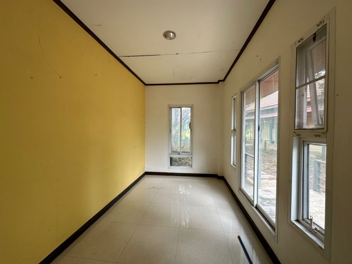 รูป ขายบ้านพร้อมที่ดิน ดอนมะนาว สุพรรณบุรี | ที่ดินล้อมน้ำ 3 ด้าน | เหมาะทำบ้านสวน รีสอร์ต หรืออยู่อาศัย - รูปที่ 7/18