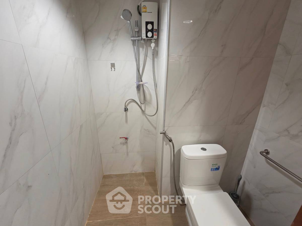 picture 2-BR Condo at Baan Preuksasiri 2 Suanplu Condominium near MRT Lumphini (ID 2464005) - 7/8