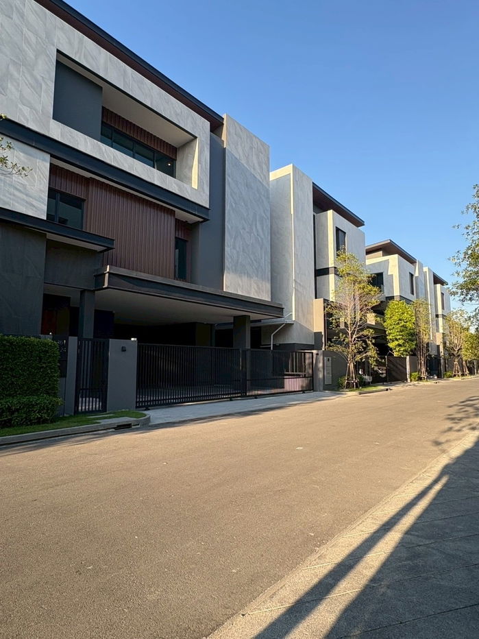 รูป ให้เช่า✨ THE HONOR YOTHINPATTANA – Luxury Single House with Private PoolE - รูปที่ 1/50