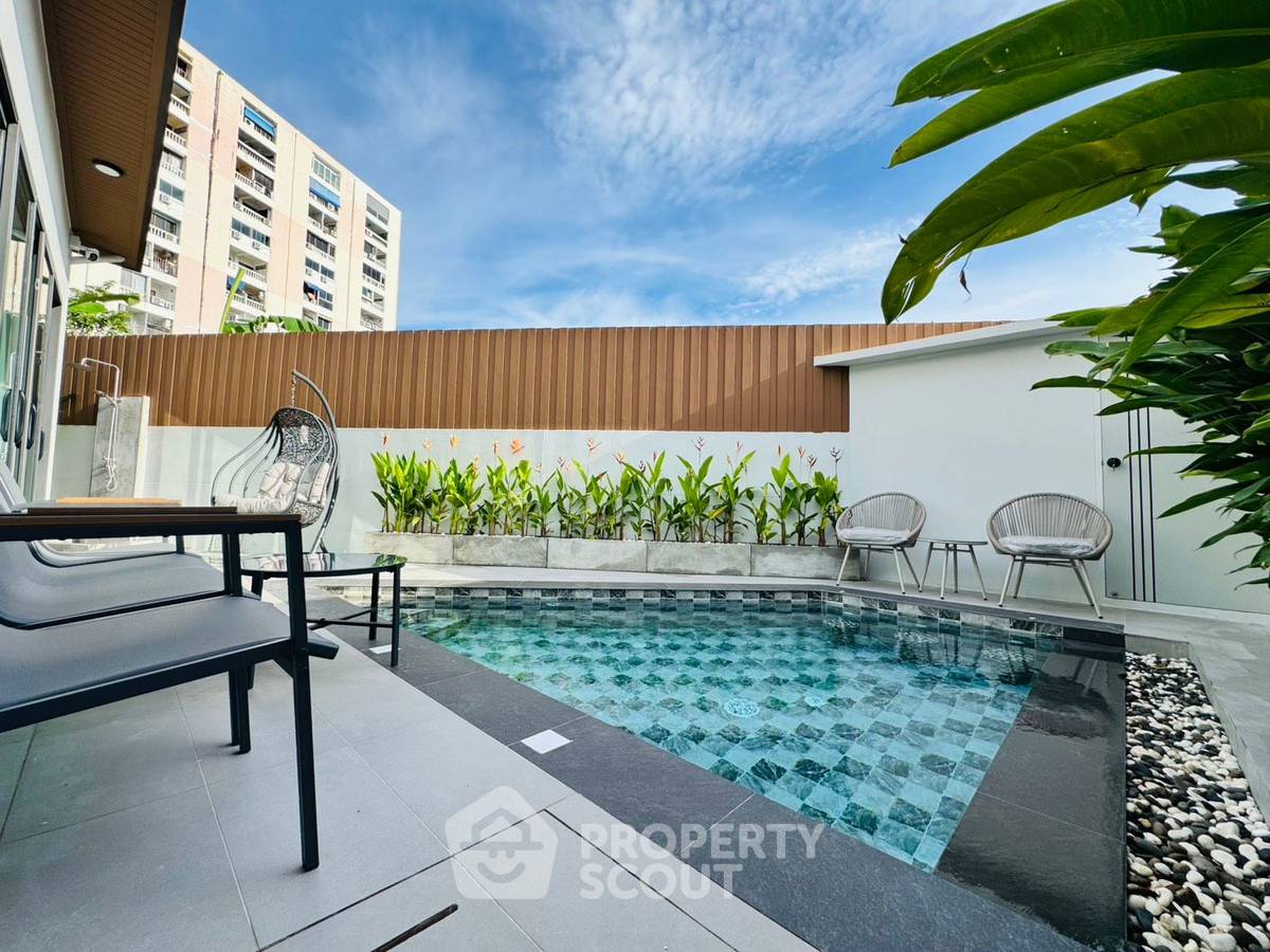 รูป วิลล่า 3-ห้องนอน ใกล้ พัทยากลาง (ID 2465619) - รูปที่ 7/9