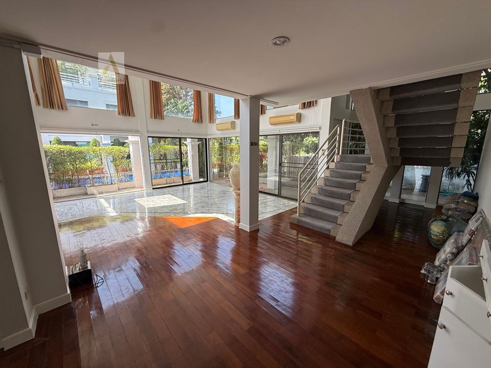 รูป บ้านเช่าเสรีไทย AH629 ให้เช่าบ้านเดี๋ยว 3 ชั้น เนื้อที่ 200 ตร.ว.หมู่บ้านนวธานี ซอยเสรีไทย59 - รูปที่ 5/11