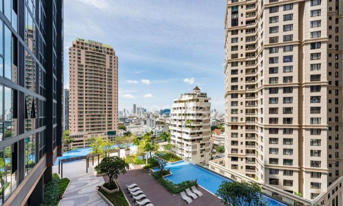 ขาย Supalai ICON สาทร คอนโดระดับ Super Luxury ใจกลาง CBD ใกล้ MRTลุมพินี และ BTSช่องนนทรี ชั้น 12A พื้นที่ 42 ตร.ม. วิวสระว่ายน้ำ ราคา 8.8 ลบ.*